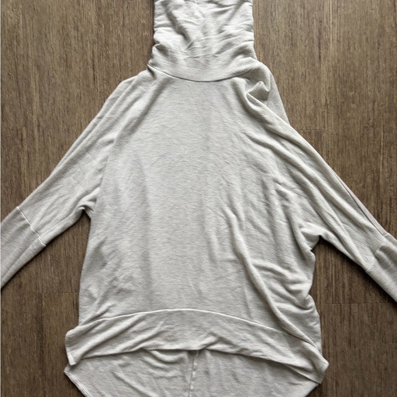 Madison and Berkeley Sweaters - Madison Cream Turtleneck Sweater